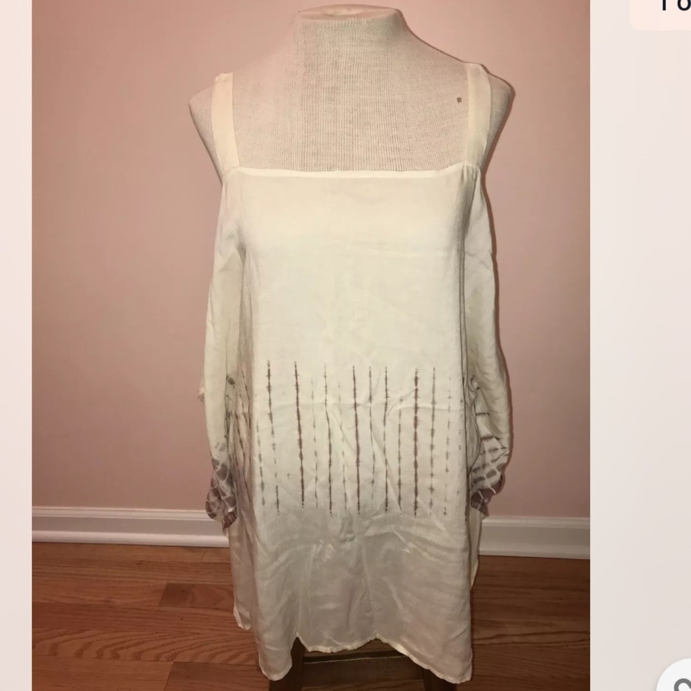 New Women's Wild Pearl Open Shoulder Shirt